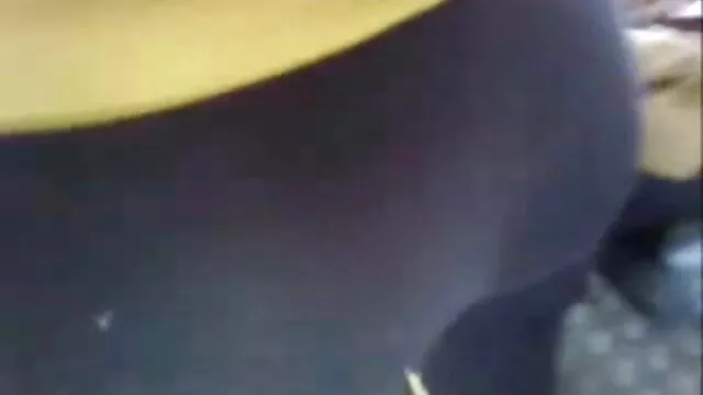 4- این بلوند با یک بز سیاه رابطه جنسی بین نژادی را تجربه می کند سوپر بکن خارجی