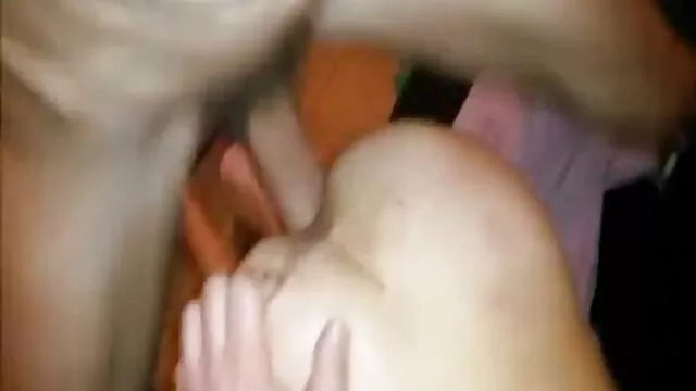 عامل آبنوس بزرگ و بکنبکن سوپر داغ مشتریان لعنتی با جوانان طبیعی شگفت انگیز است